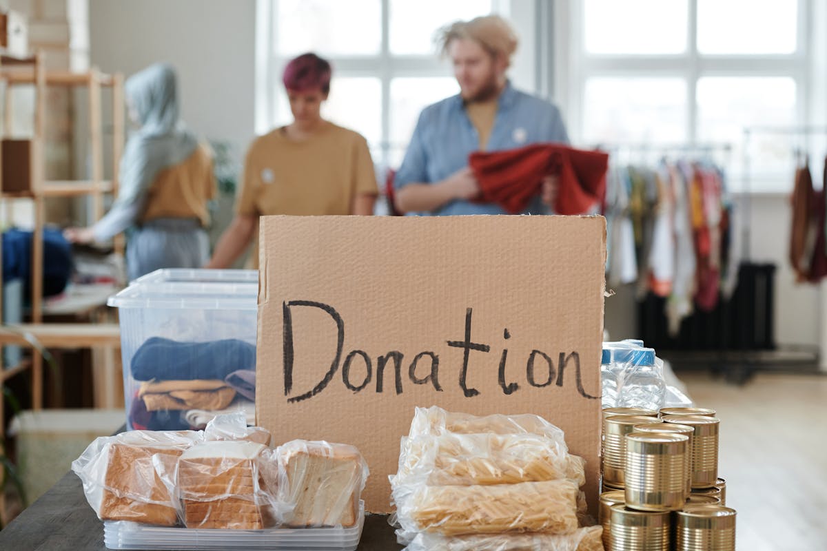 Community volunteers supporting Orange County families