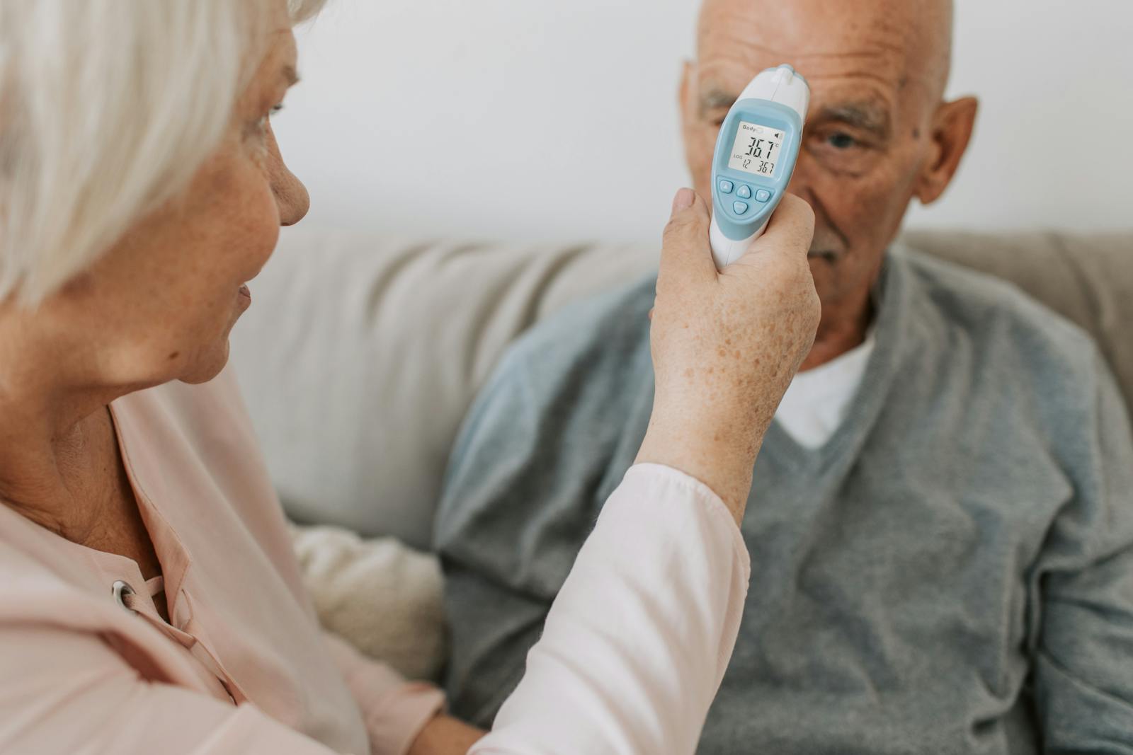 Hidden 2026 Medicare Advantage Benefits That Pay for In-Home Help in Orange County